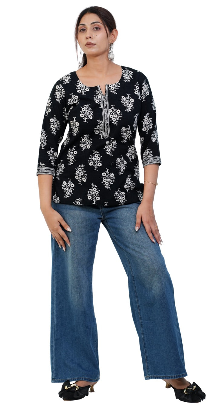 Black & White Printed Kurti – Chic Everyday Style