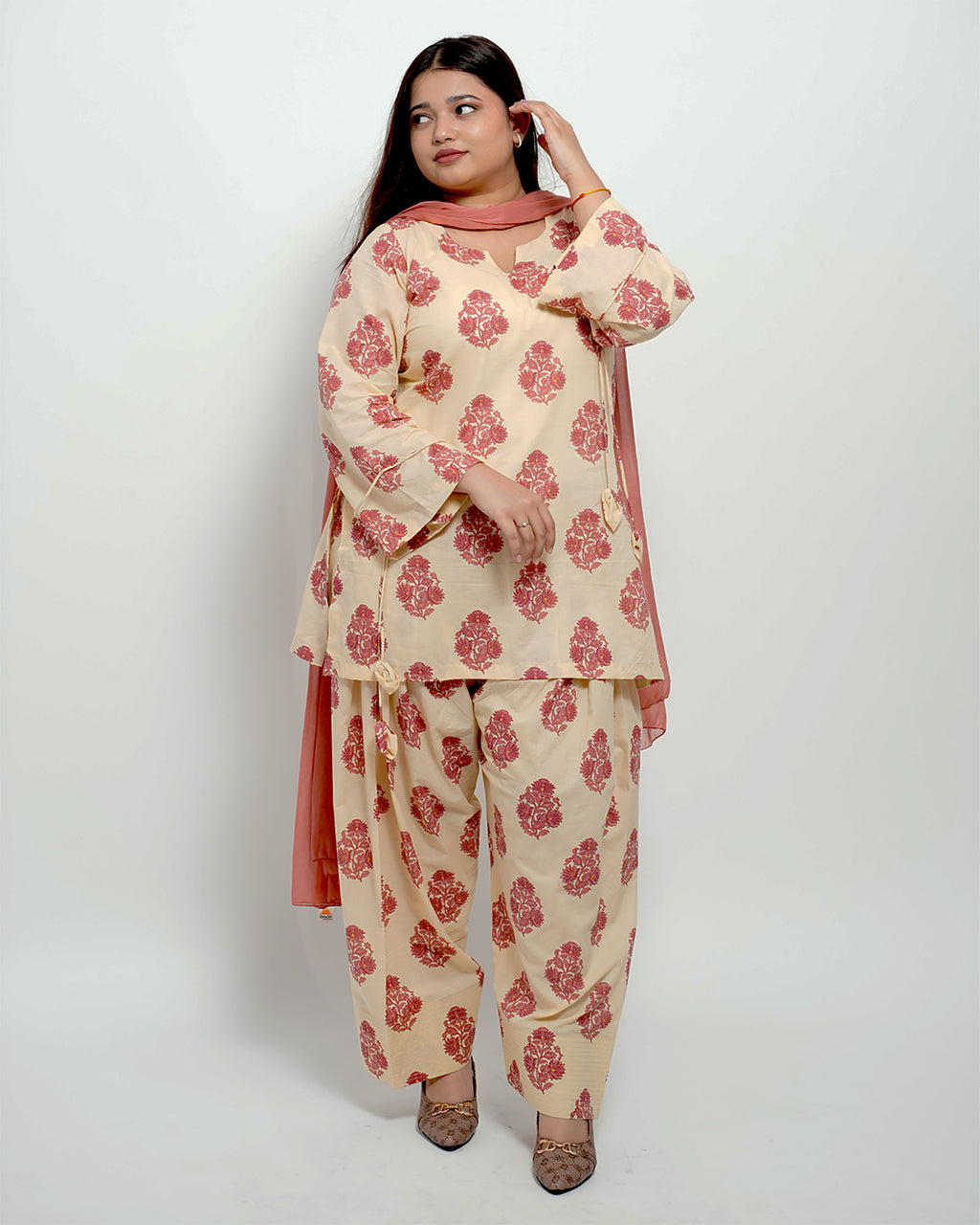 Amchur Farsi Salwar Kurta Set