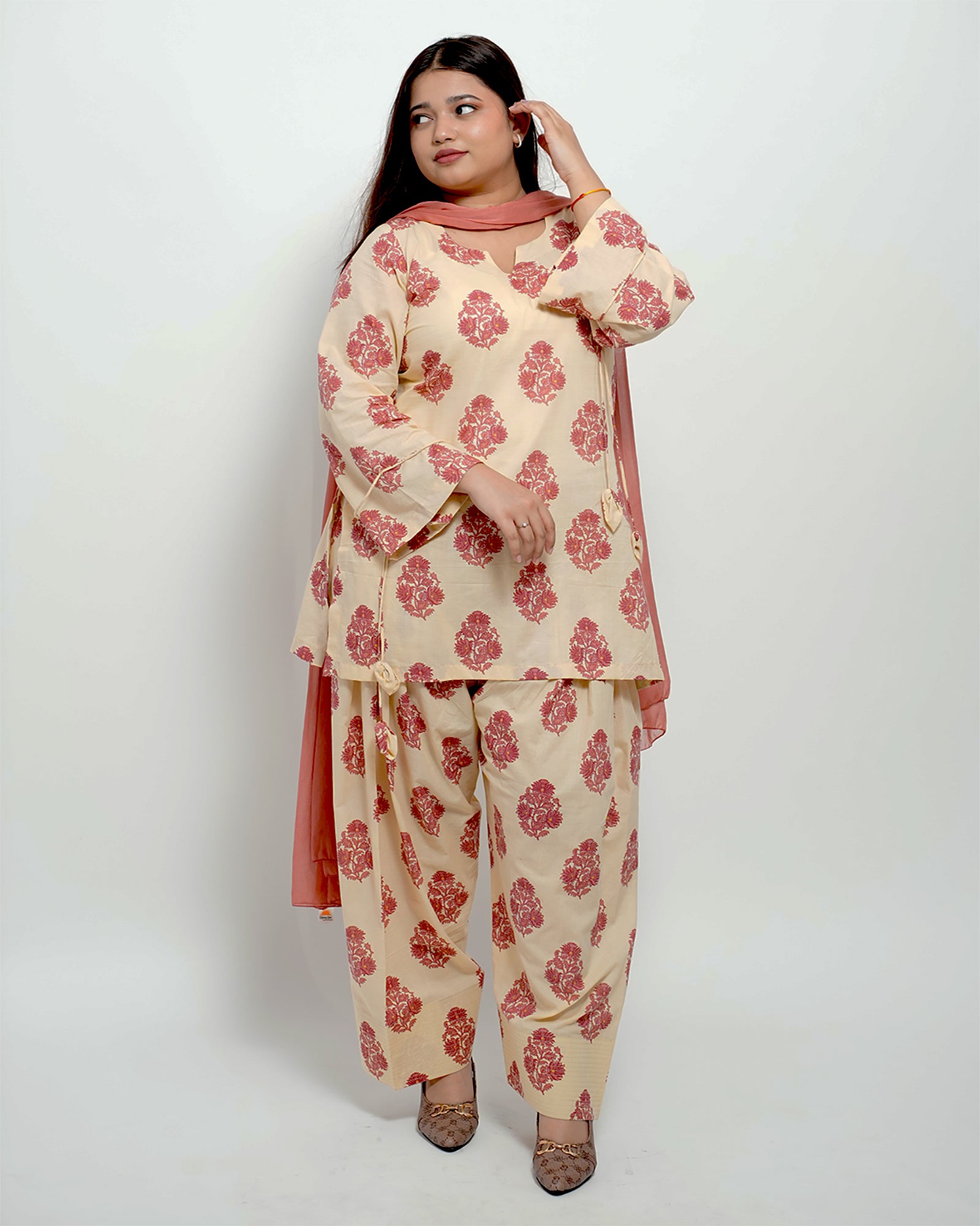 Amchur Farsi Salwar Kurta Set