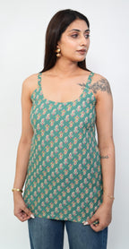 Green Sleeveless Backless Kurti – Modern & Chic Look