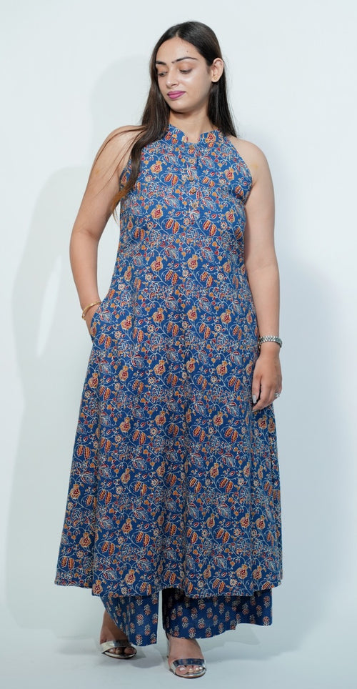 Blue Colour Traditional Print Sleeveless Kurti Set (Top & Bottom)