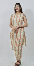 Beige Colour Trendy Sleeveless Kurti Set (Top & Bottom)