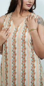 Beige Colour Trendy Sleeveless Kurti Set (Top & Bottom)