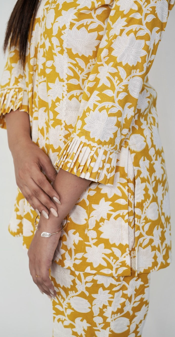 Floral Print Yellow & White Co-ord Set – Comfortable Casual Outfit