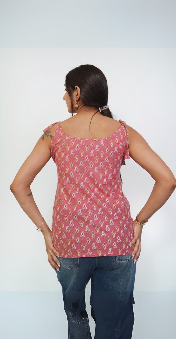 Pink Sleeveless Kurti – Trendy & Comfortable Daily Wear
